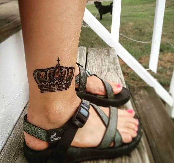 25+ Feminine Lower Leg Tattoos For Females